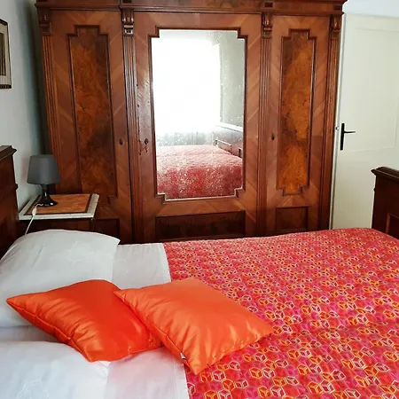 아파트 Casa Jolanda 로비니
